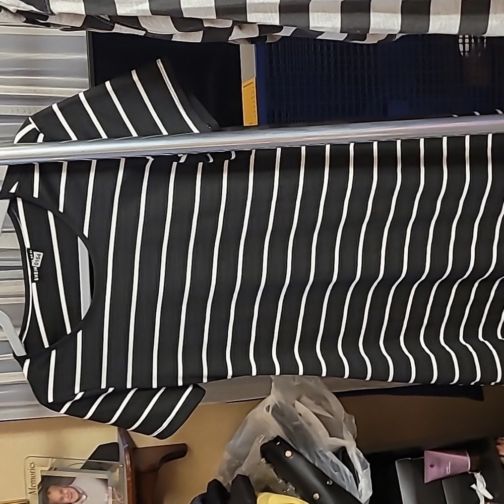 Shein 6 black stripe dress